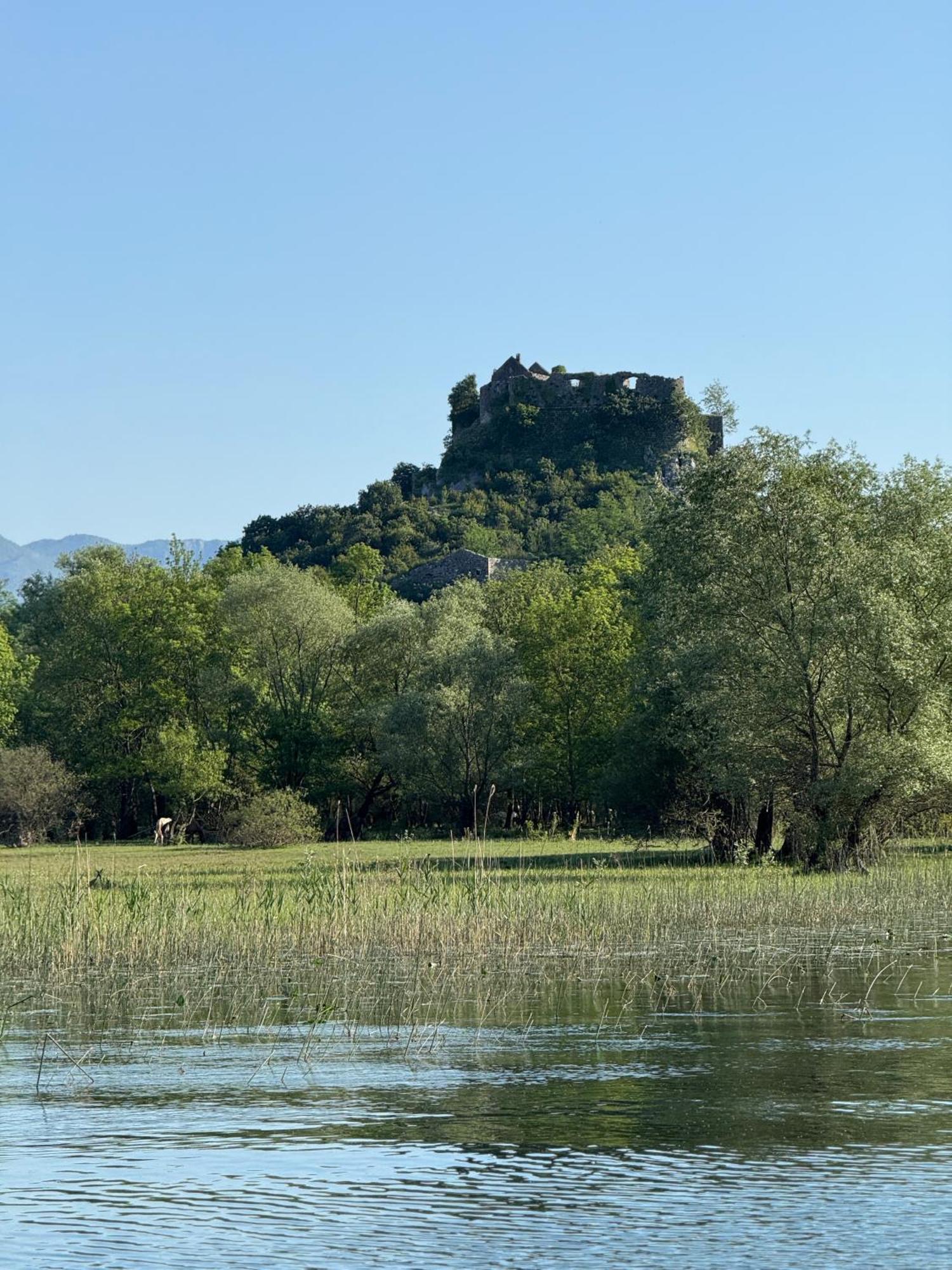 Lake Skadar Paradise Dodosi Luaran gambar